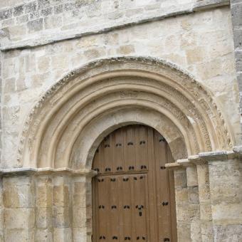 Detalle Iglesia de Nuestra Señora de la Paz, Castrillo de Onielo Detalle Iglesia de Nuestra Señora de la Paz