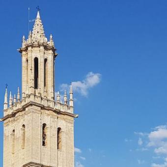 Torre de la iglesia de San Pedro, Fuentes de Nava Torre de la iglesia de San Pedro