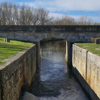 Esclusa de Capillas, segunda del Ramal de Campose Capillas, segunda del Ramal de Campos Esclusa de Capillas, segunda del Ramal de Campos