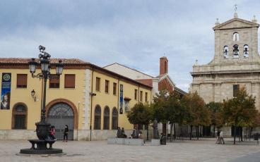 Plaza de la iglesia de San Pablo
