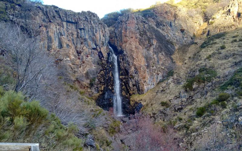 Cascada de Mazobre, Cardaño de Arriba