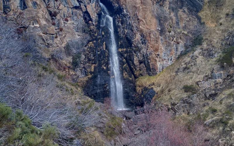 Panorámica Cascada de Mazobre, Cardaño de Arriba