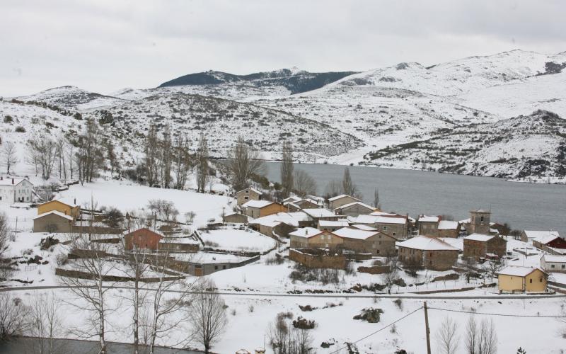 Panorámica invernal de Alba de los Cardaños