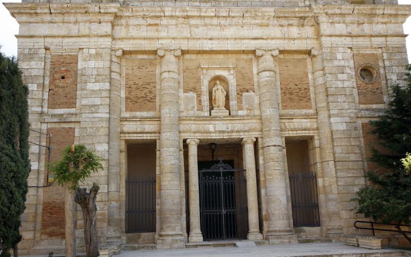 Fachada de la Iglesia de Santa Eufemia