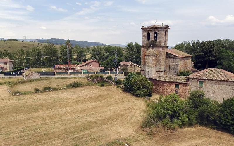 Panorámica iglesia de Barcenilla