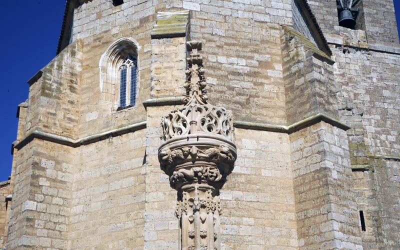 Rollo de justicia e Iglesia de Nuestra Señora de la Asunción, Boadilla del del Camino