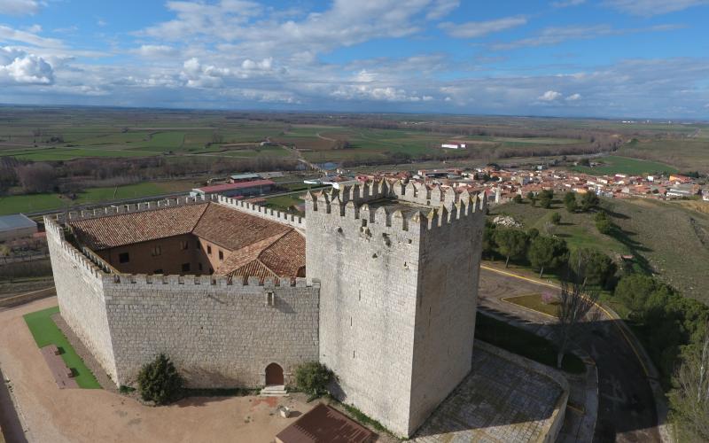 Castillo de Monzón de Campos