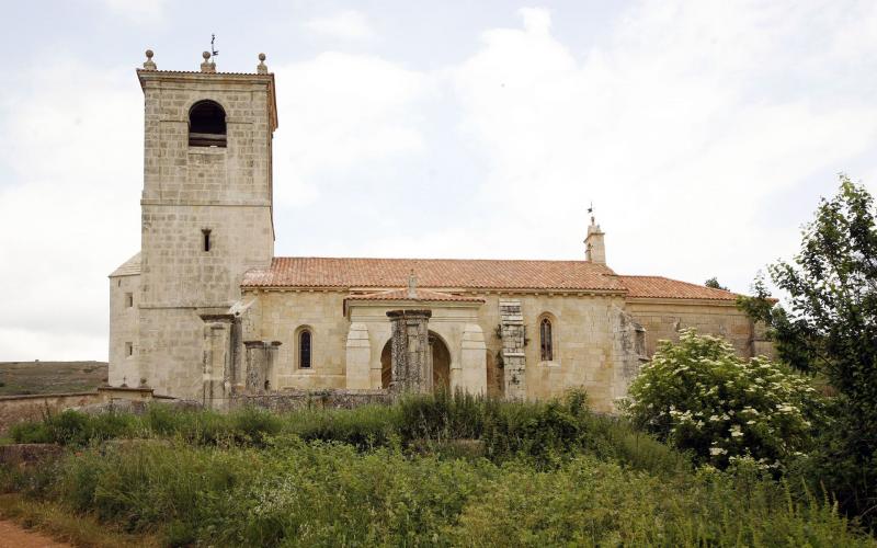 Vista frontal de la Iglesia de la Asunción