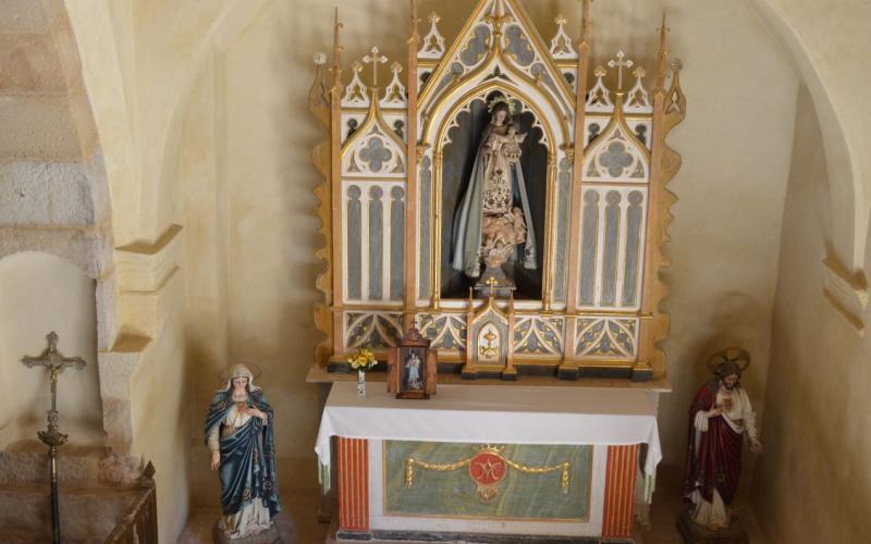 Interior de la Iglesia de San Andrés