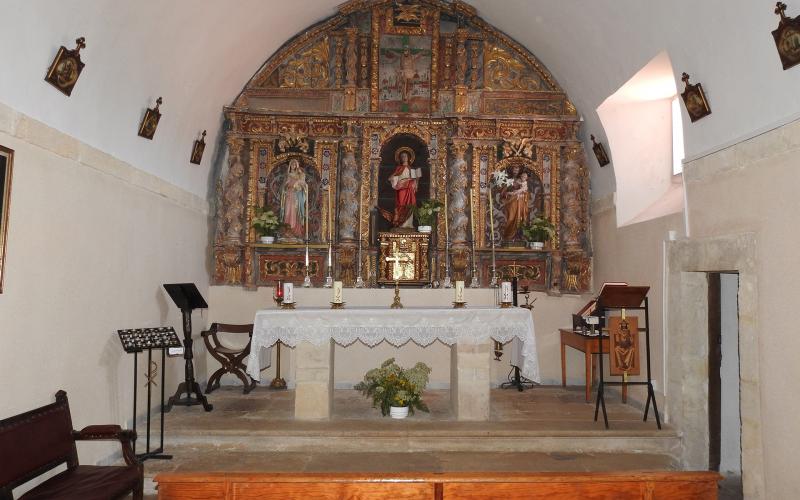 Interior de la Iglesia de San Juan el Verde
