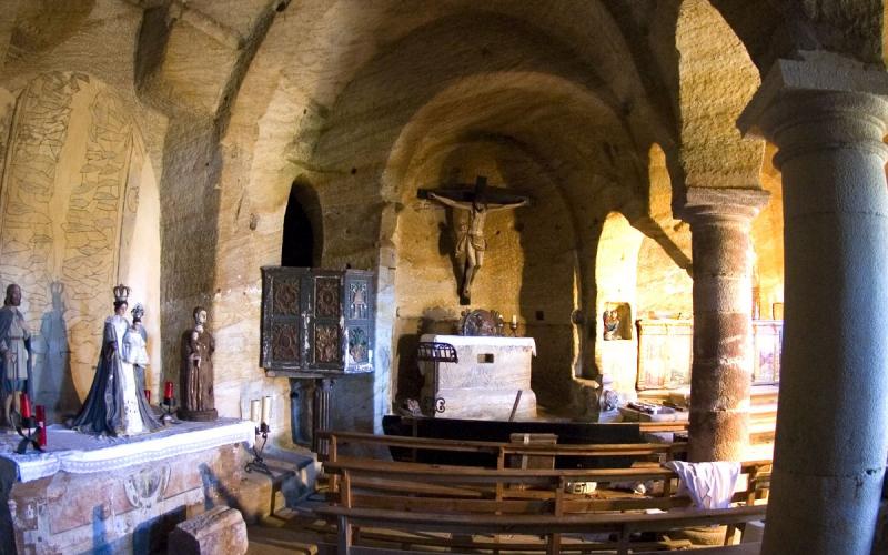 Interior de la iglesia desde la nave