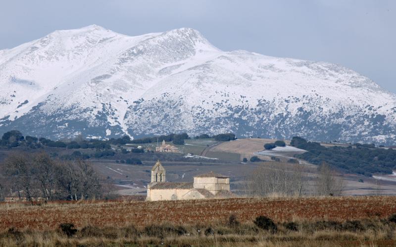 Panorámica Olmos de Ojeda y Montaña Palentina al fondo