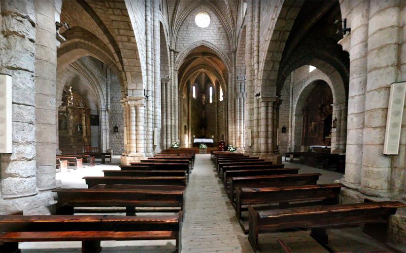 Interior de la Iglesia de San Miguel