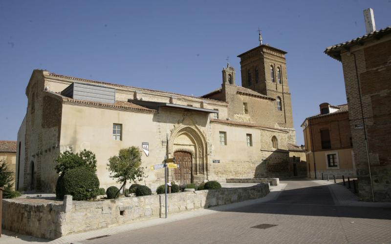 Iglesia de San Martín, Oficina de Turismo