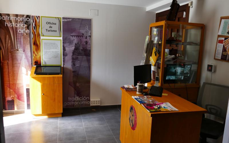 Oficina de Turismo en el Museo Bustos de Torquemada