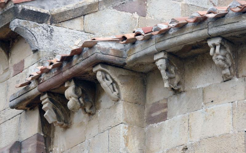 Canecillos de la Iglesia de San Cornelio y San Cipriano