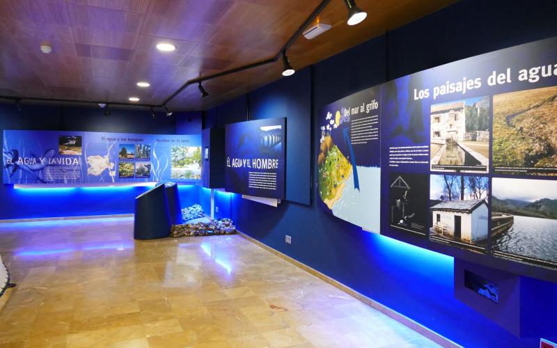 Interior del Centro de Interpretación de la Trucha