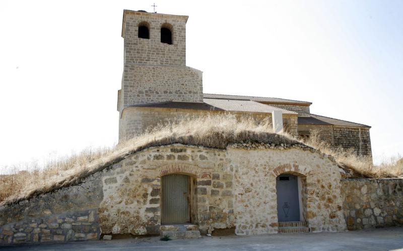 Bodegas e Iglesia de Nuestra Señora de la Esperanza